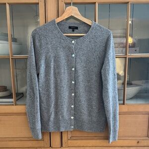 Excellent Condition Quince Mongolian Cashmere Cardigan sz M